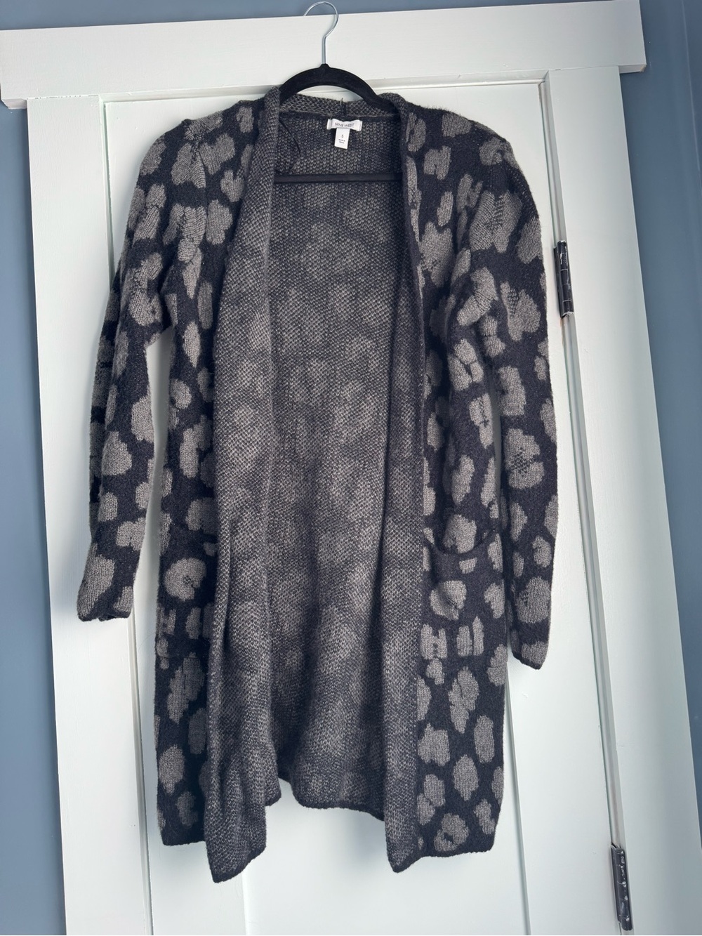 Nine West Open-Front Gray Leopard Print Long Cardigan Sweater - Size Small